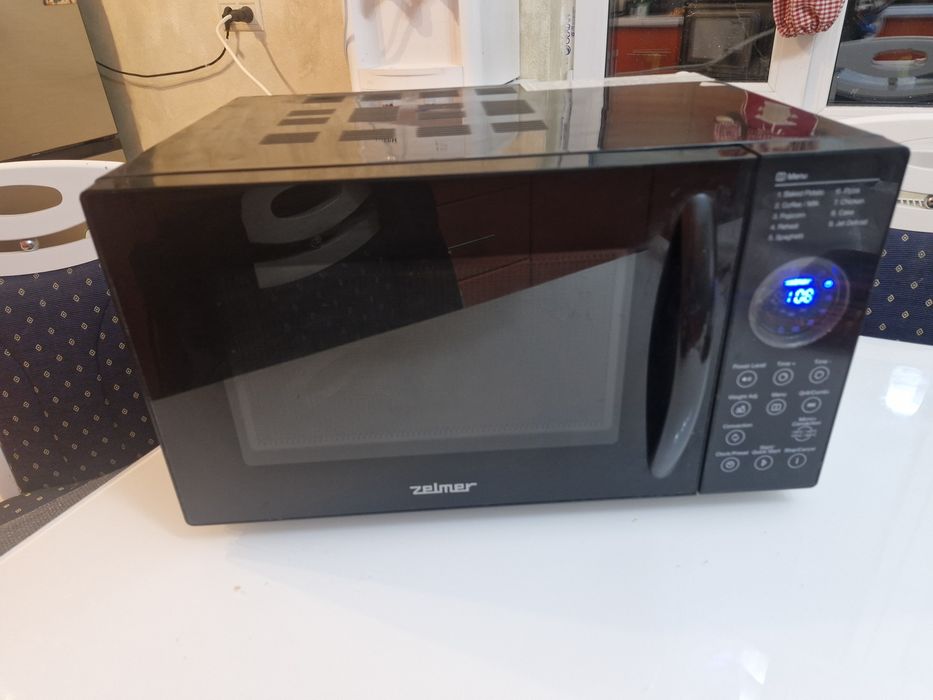 Cuptor microunde + grill
