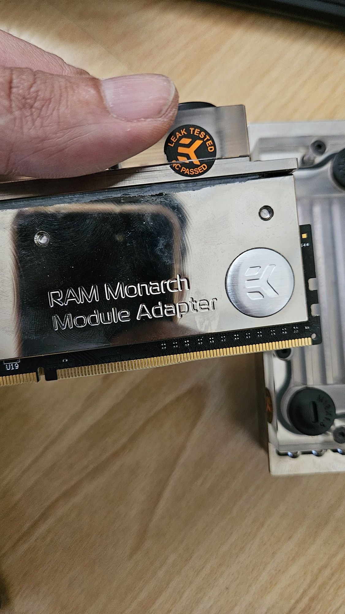 Радиатор DDR5 DDR4 EKWB кастомное охлаждение