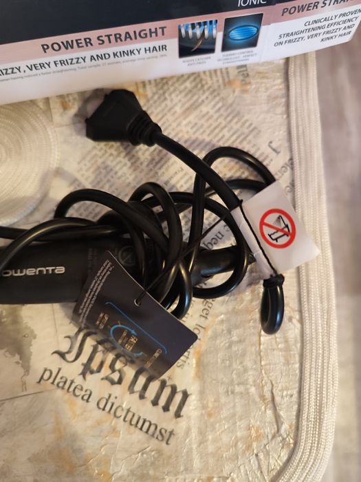 Четка за изправяне на коса Rowenta Power Straight
