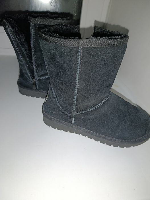 Продам уги детские натуралка