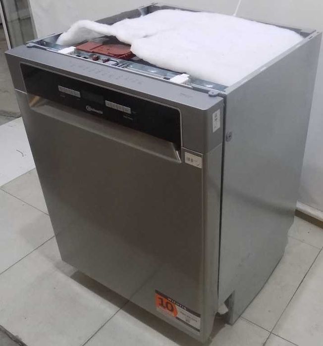 Съдомиялна Bauknecht BUO 3O41 PLT X - код 4240