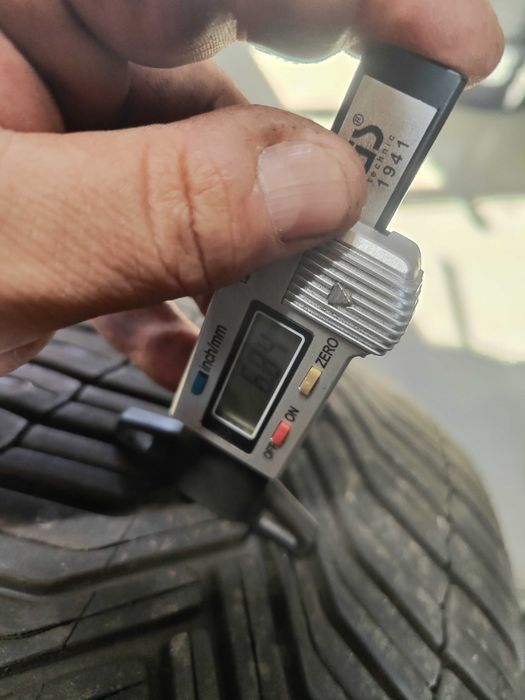 4бр.зимни гуми 235/60/18 Michelin