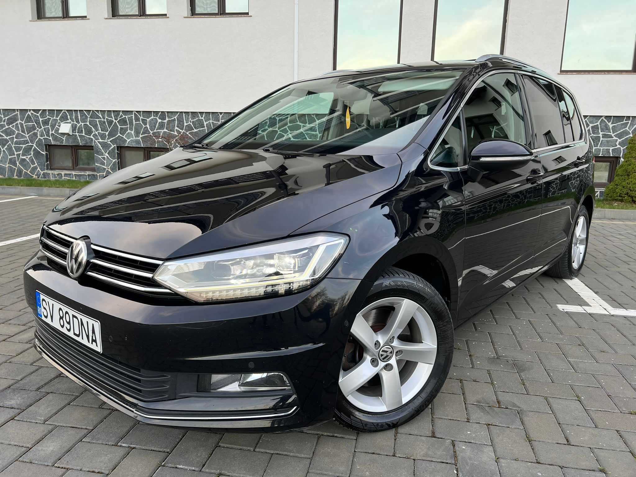 Vand Touran 2.0 TDI 7 locuri