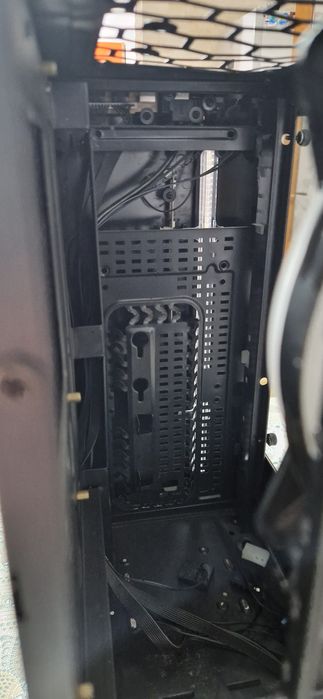 Vand Carcasa Pc Floston