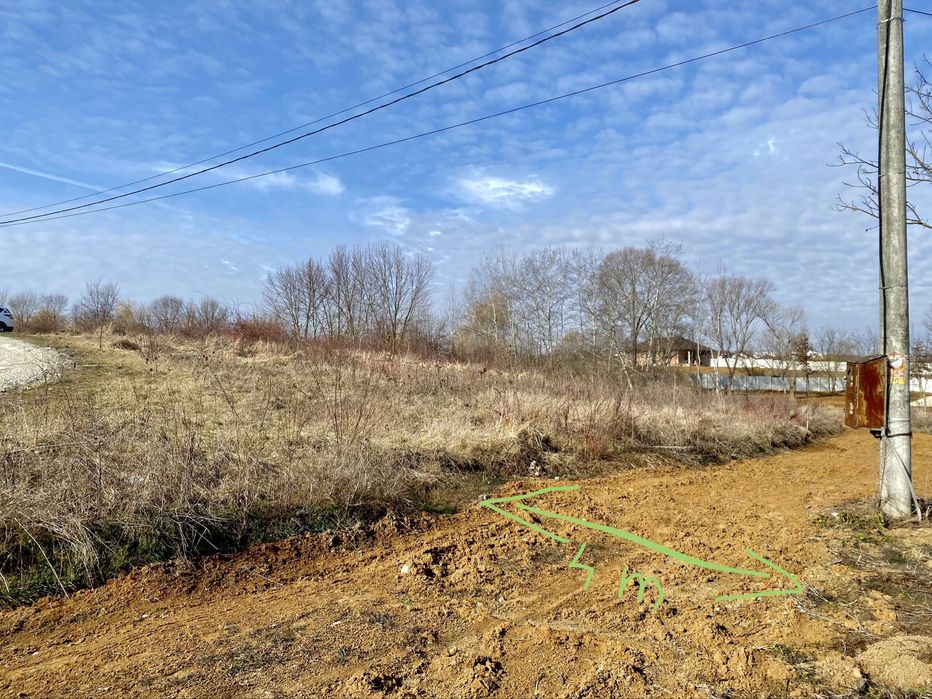 Teren Paleu 647 mp toate utilitatile la marginea proprietatii