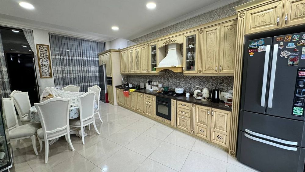 Шота руставели, конституция, яккасарай. Дом 6,5 сот Срочно Uy sotiladi