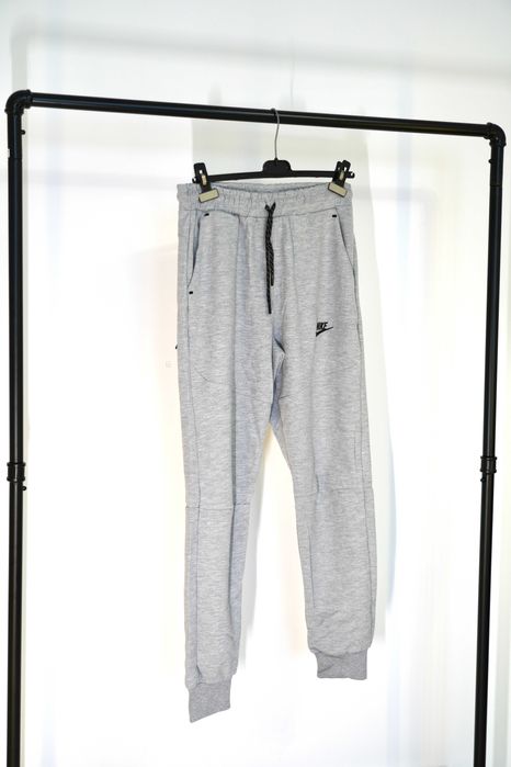 Trening Nike Tech Fleece, Model NOU 2025 -Calitate Premium baieti fete