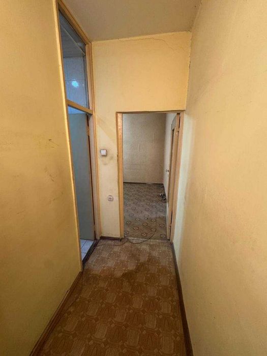 Продаю свою квартиру на Юнусабад-4 (2/2/4), Универсам, Посольство США