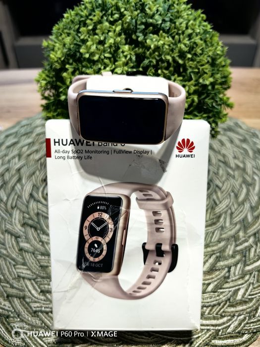Huawei band 6 Pink