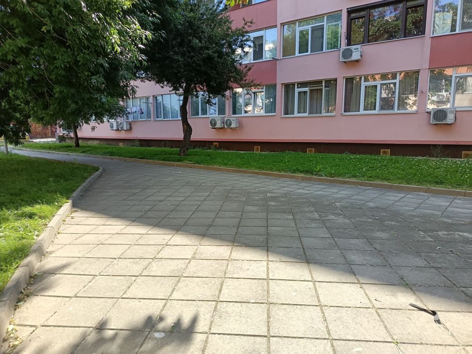 Отдава студио под наем к.к Слънчев бряг
