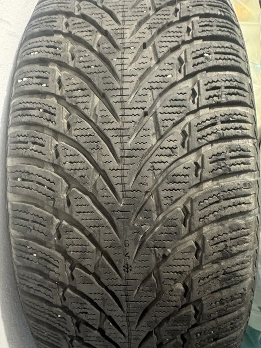 Anvelope 235 55 R19 Nokian de iarna
