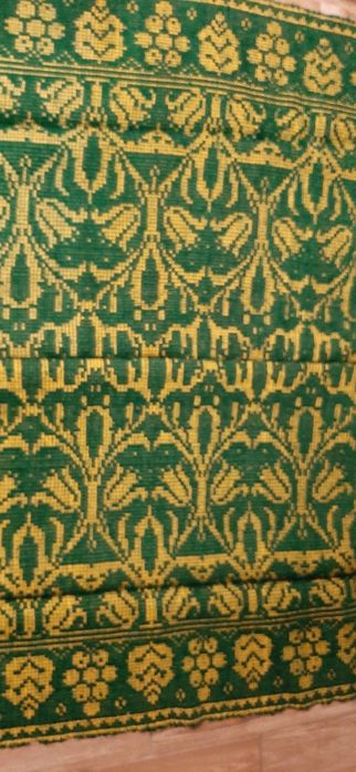 Carpete, macaturi, covoare de lana