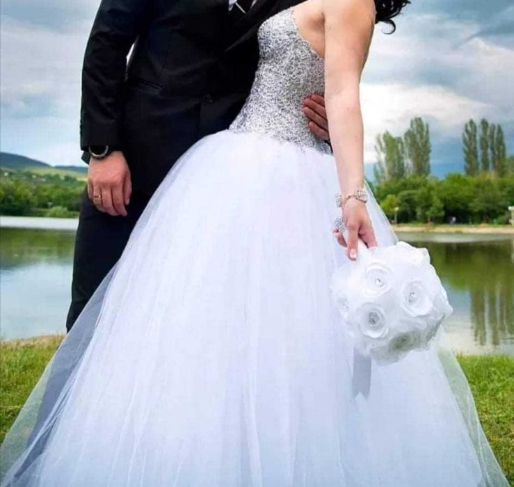 Блестяща сватбена рокля тюл принцеса корсет бюстие топ