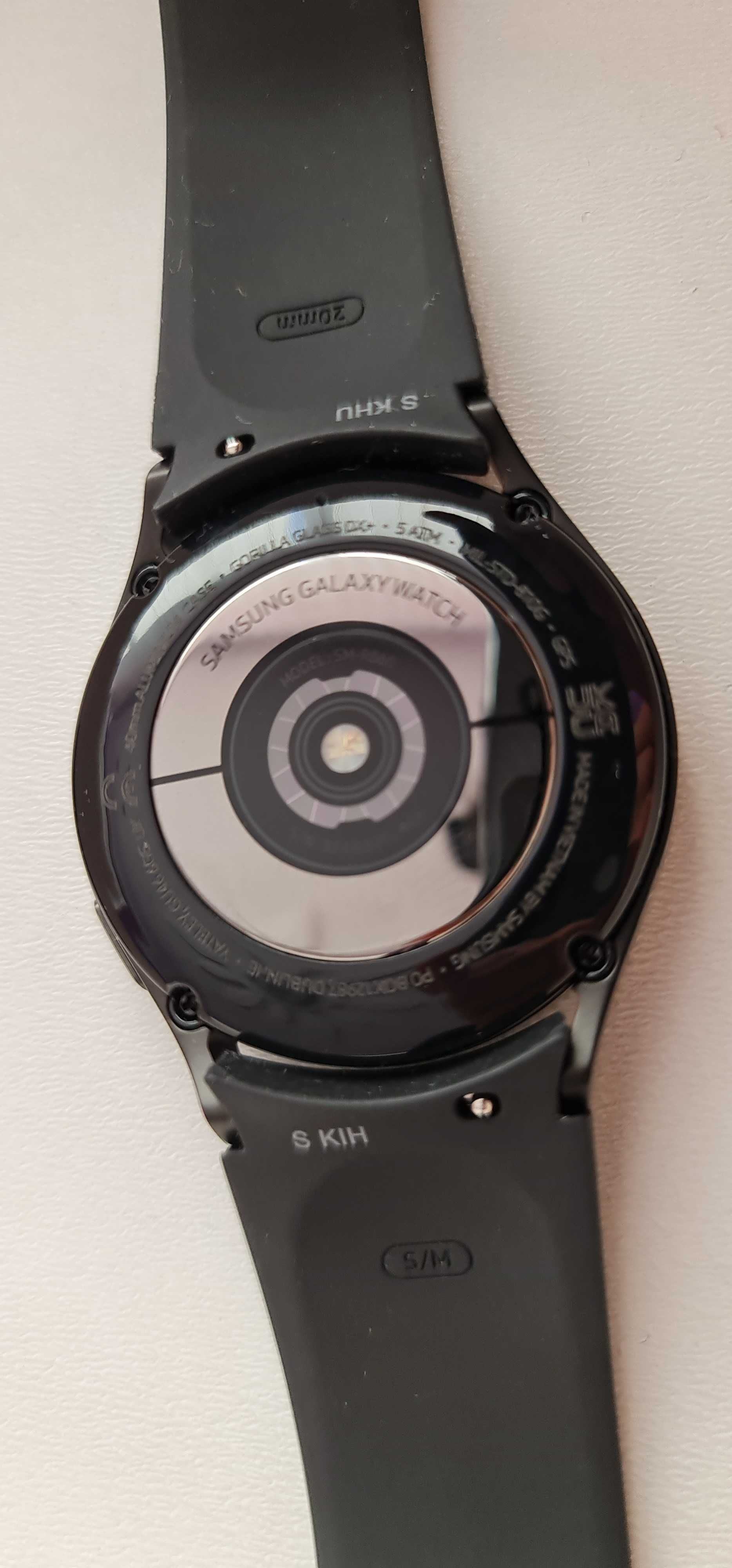 Нов Смарт часовник Samsung Galaxy Watch 4 40mm Black
