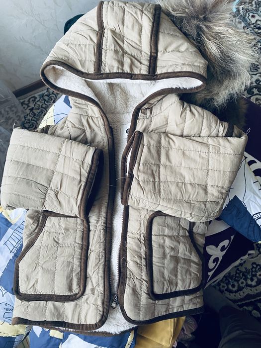Продам детские куртки