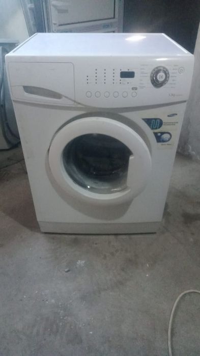 Продам стиральную машину