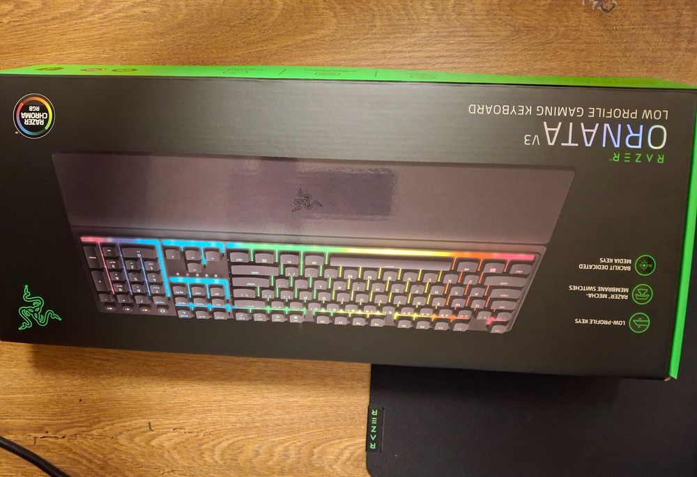 Razer клавиетура ORNATA v3.