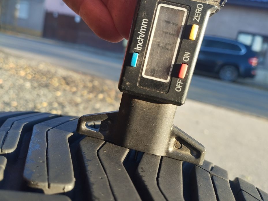 2 buc 225 50 17  .98v Michelin Crossclimate Allseason