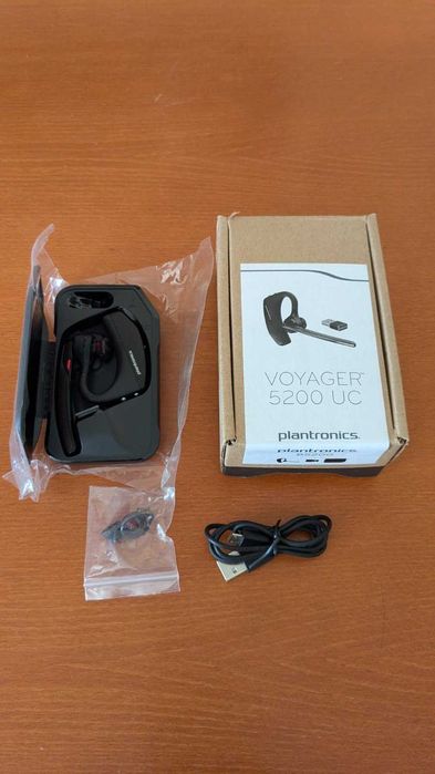 Хендсфри / Слушалка Plantronics Voyager 5200 UC Plus