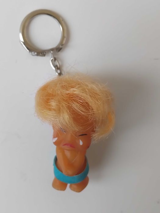 Стар Ключодържател плачещо бебе