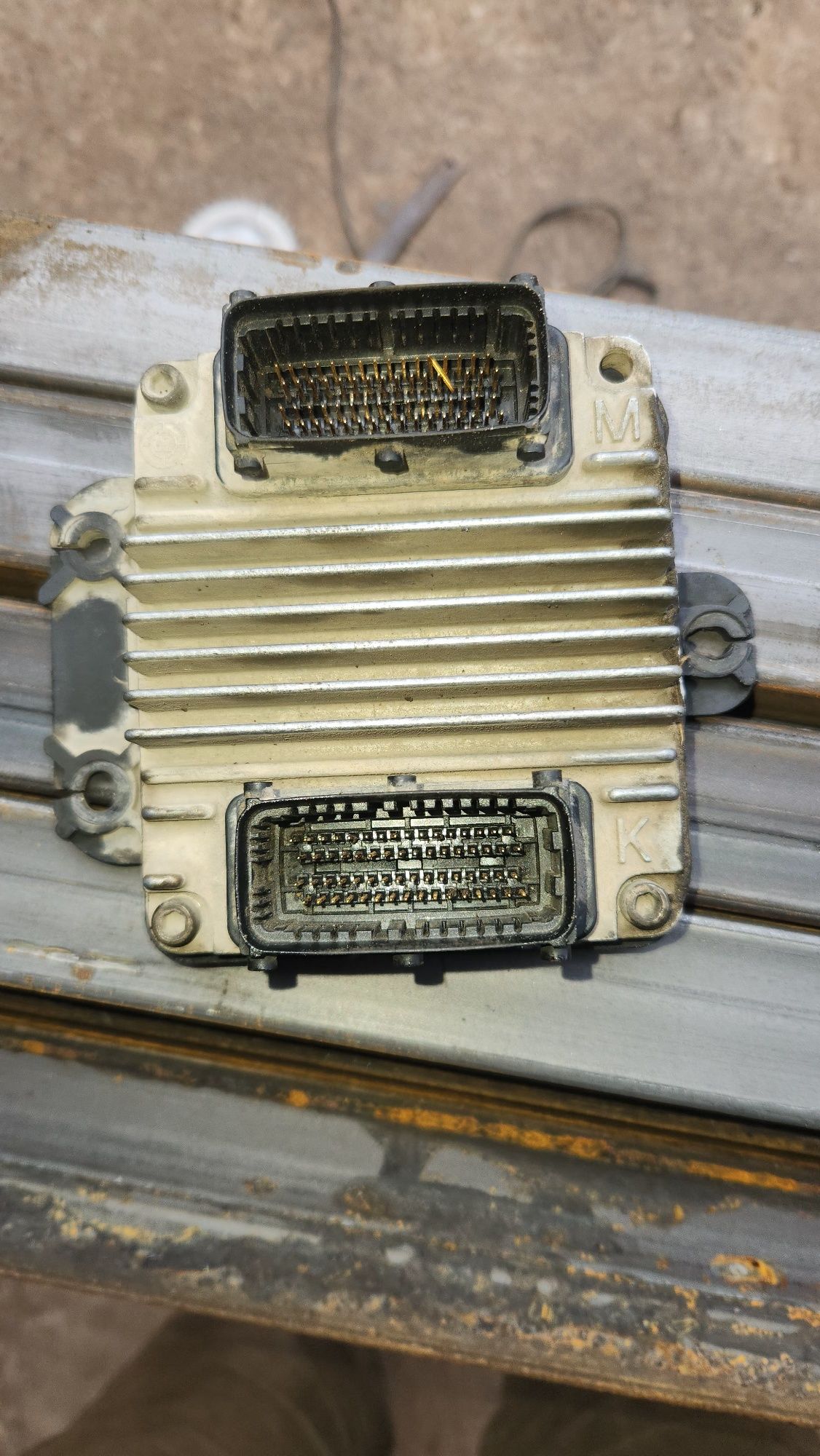 Lasetti kompyuter 500 ming