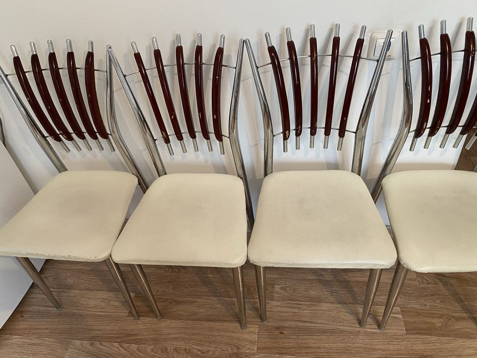 Стулья отличныее