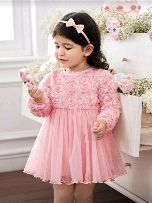 Нова детска рокля с 3D рози