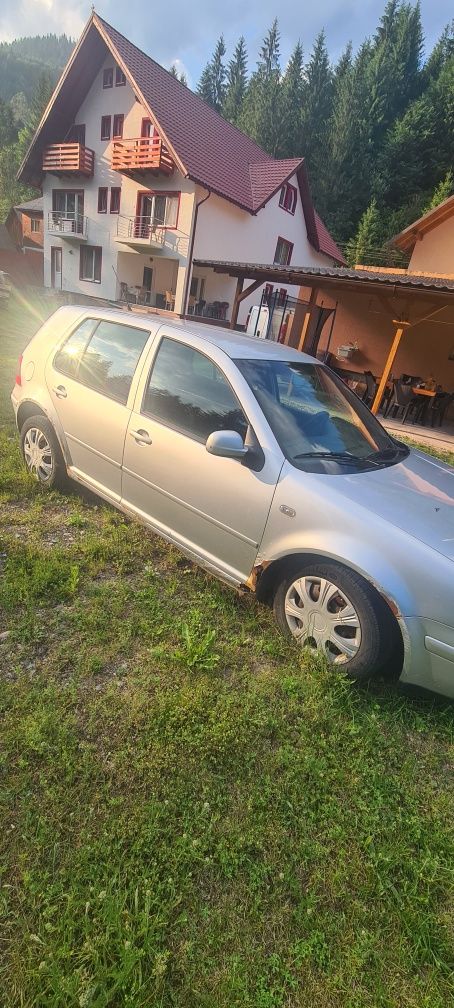 Vând VW Golf 4 1.6 Benzina