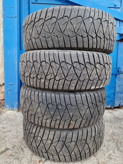 шипованная резина Goodyear