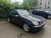 Vând Mercedes w203