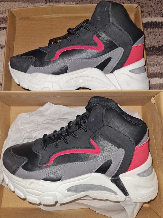 Adidasi dama masura 36