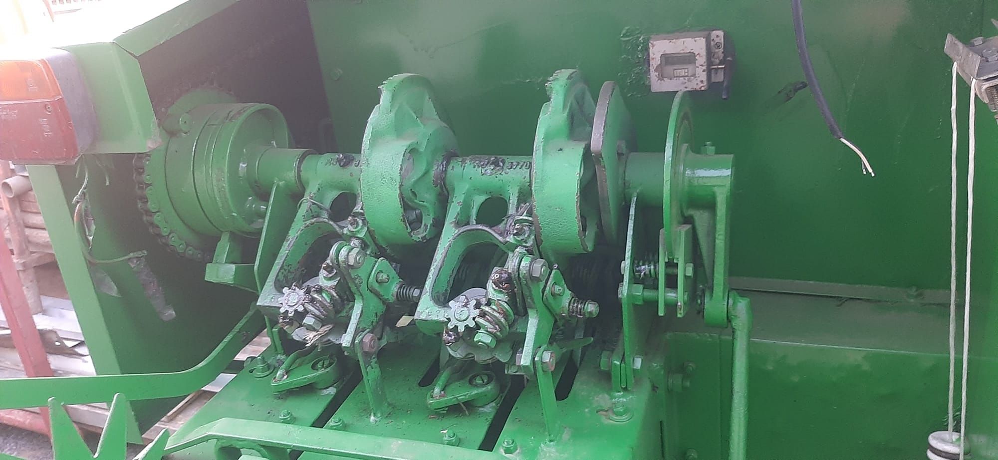 Balotiera model TMA 460