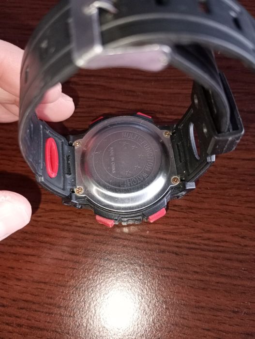 Часовник спортен