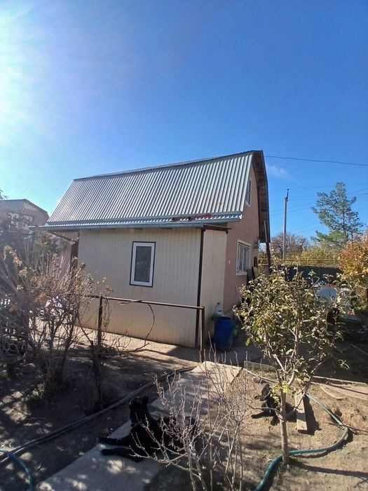 Продаёца дача   6 соток со всеми удобствами в доме