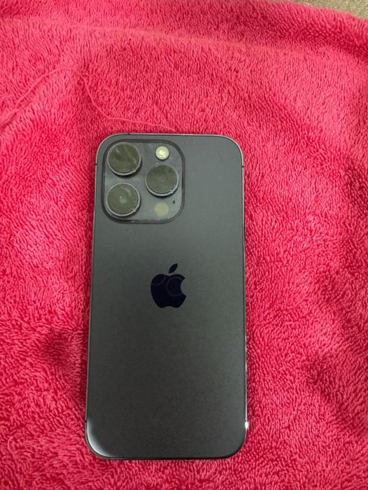 АЙФОН 14 про. В отличном состоянии. Фиолетовый.