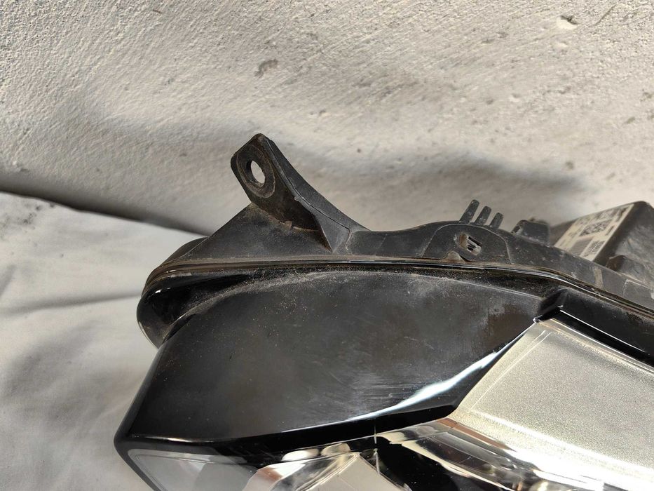 Оригинален фар Рено Меган  Renault Megane 4 Led