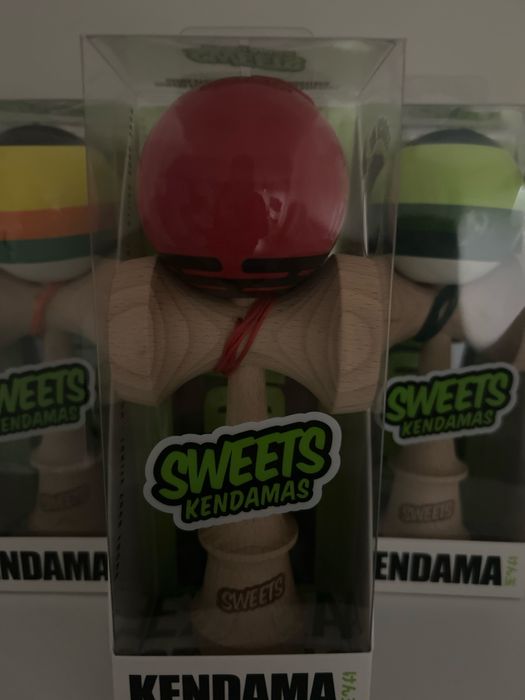 Kendama sweets boost radar pe rosu