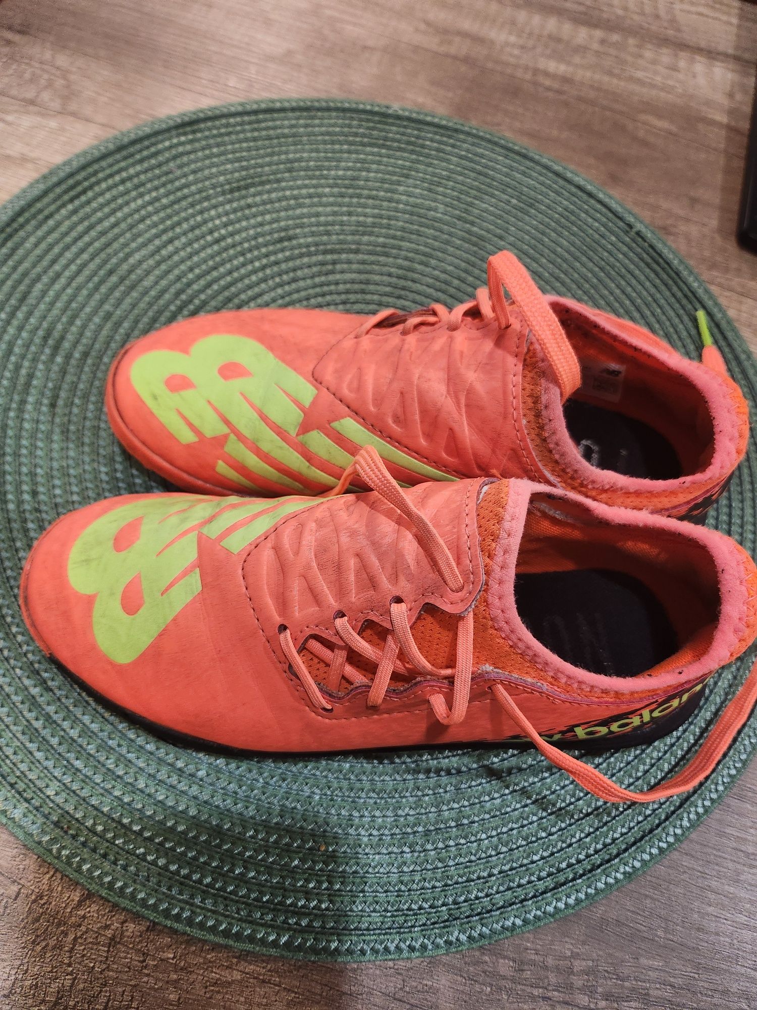 Стоножки New Balance  номер 34