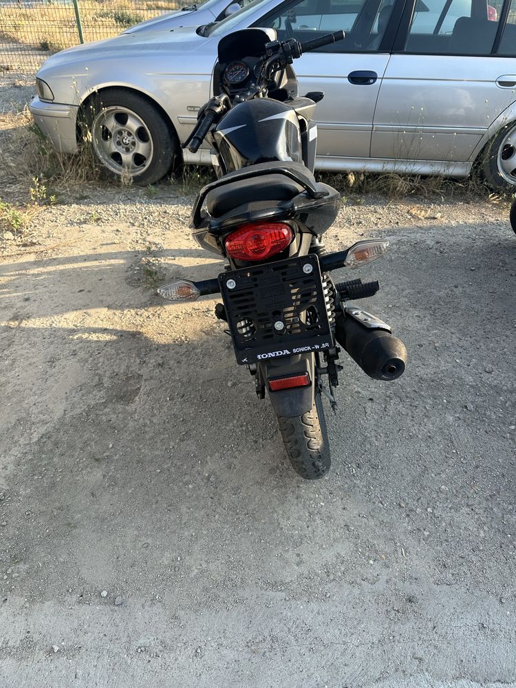 Yamaha CBF 125 2012.