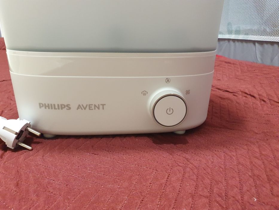 Sterilizator electric si uscator Premium Philips SCF293