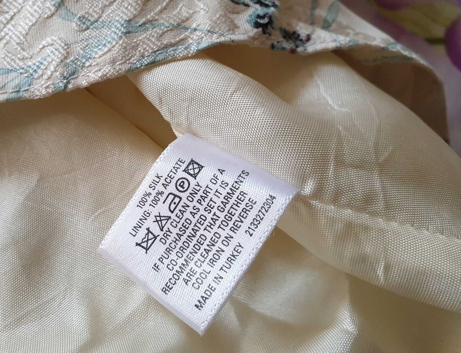 costum dama COAST din matase NR.38