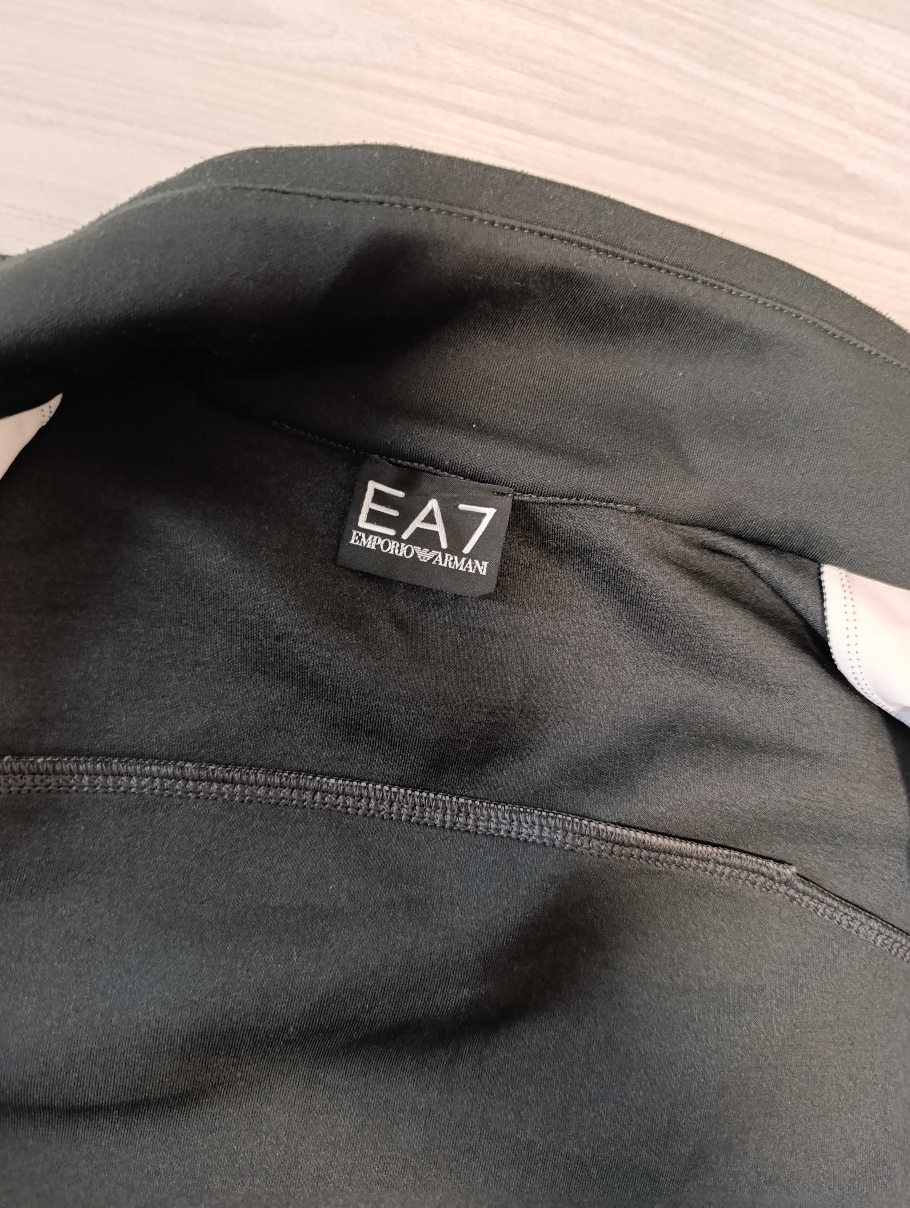 ''Emporio Armani''оригинално мъжко горнище М размер