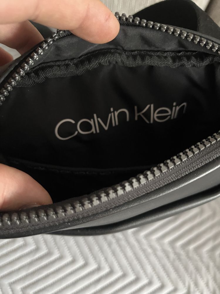 Geanta barbati Calvin Klein