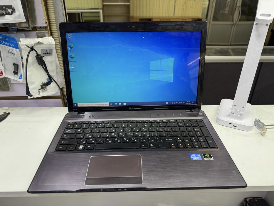 Продам ноутбук в очень хорошем состояний , мощный для игры и для работ