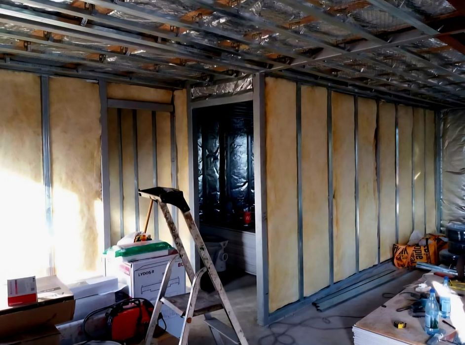 Doriți o casa din lemn, o cabana, o casă din container, garaje auto,