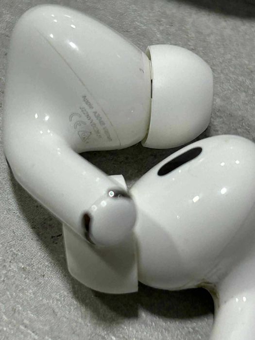 Оригинални Apple AirPods Pro 2