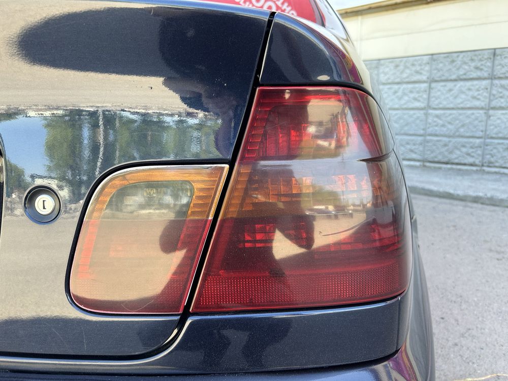 Продам задние фонари BMW E46