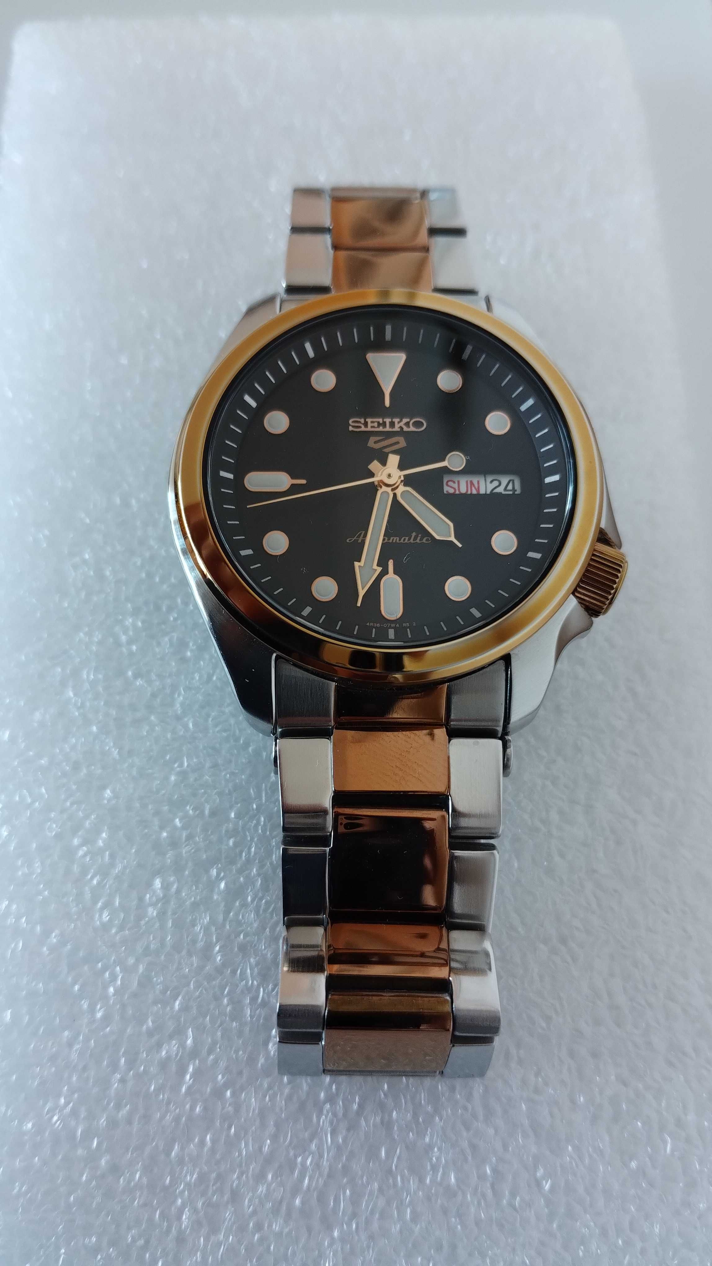 Часовник Seiko 5