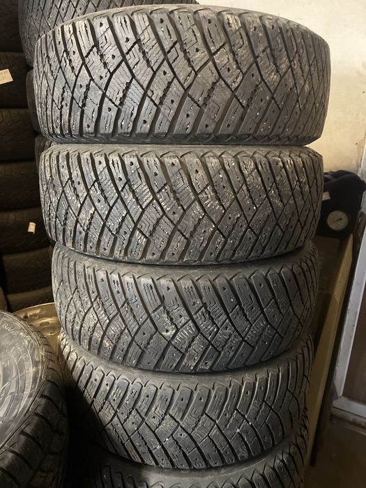 Set anvelope 205/60R16-Goodyear