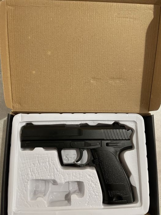 Пистолет железный